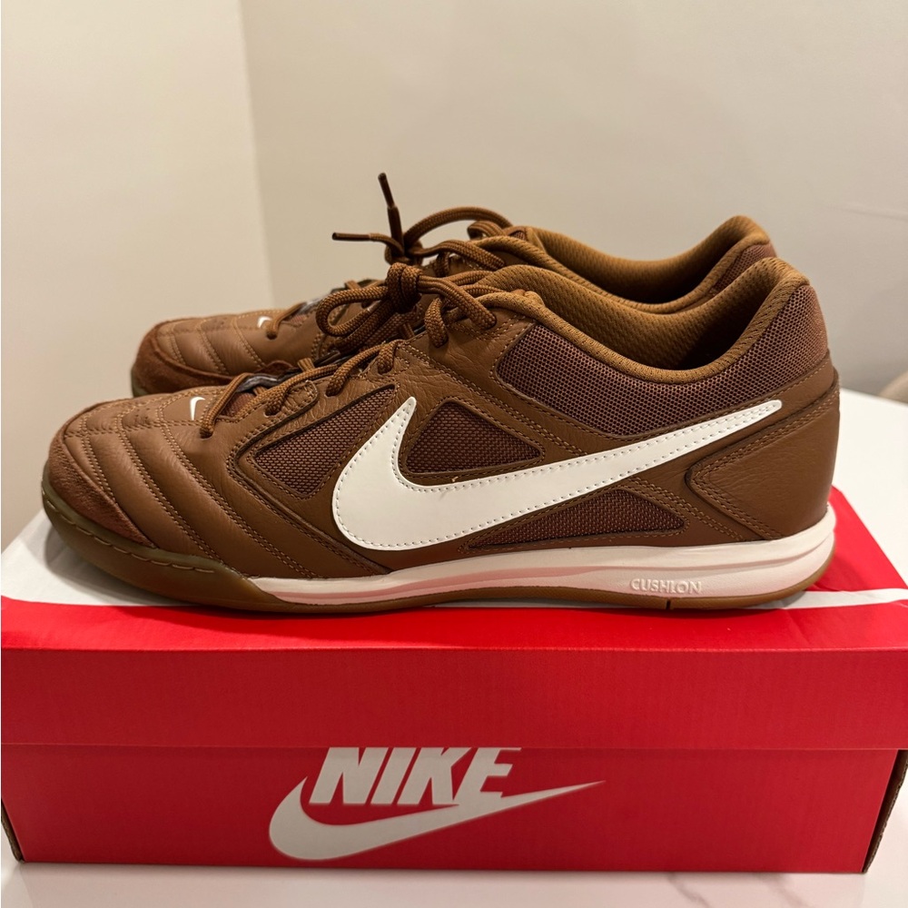 Nike Gato (Men’s)